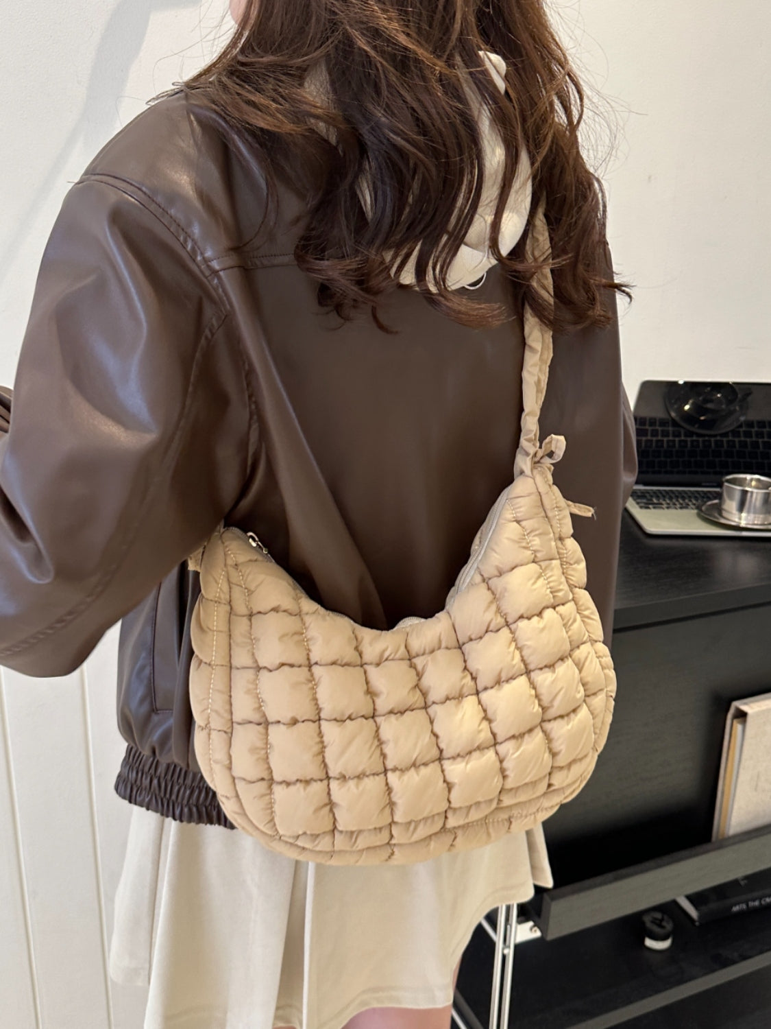 Bubble Texture Ruched Strap Quilted Shoulder Bag