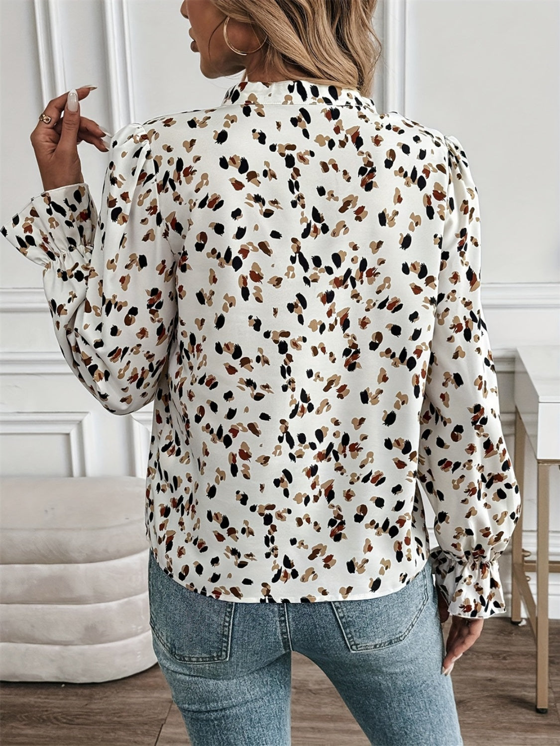 Printed Notched Flounce Sleeve Blouse